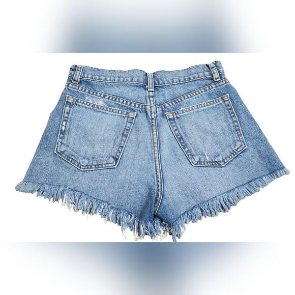Reformation Dixie jean Short 24 - Picture 2 of 7